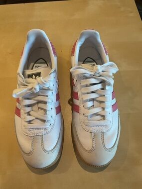 Adidas Samba OG Women’s In Pink and White 7.5